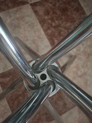 Mesa redonda de cristal