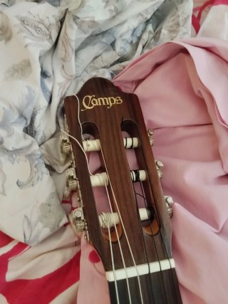 Guitarra Clásica Camps Amplificada