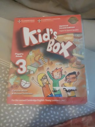 Libró inglés academia. Kid's box