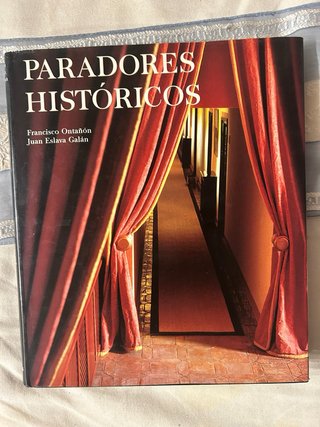 España: Castillos, paradores, naturaleza