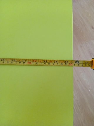 Mesa escritorio amarilla madera