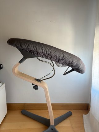 Silla bebe “stokke nomi”
