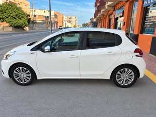Peugeot 208 2019