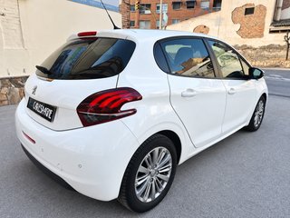 Peugeot 208 2019