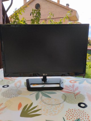 Televisor LG Negro