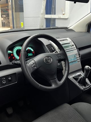 Toyota Corolla Verso 2.2 D-4D 136 CV Sol