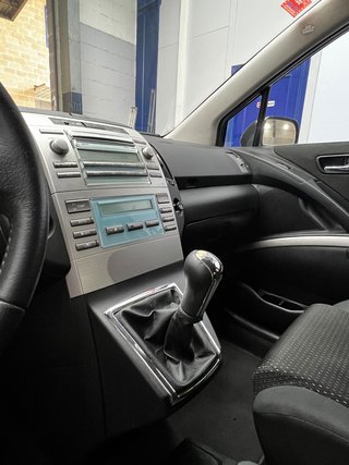 Toyota Corolla Verso 2.2 D-4D 136 CV Sol