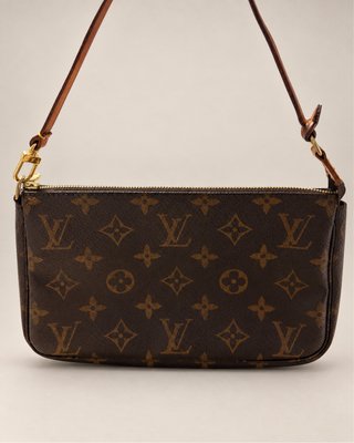 Pochette Louis Vuitton Marrón y Dorado