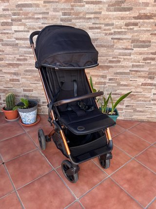 Silla de paseo Lionelo Cloe plegable