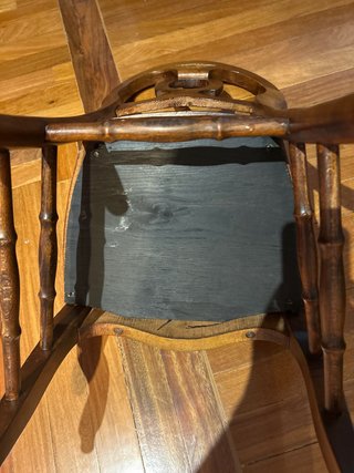Pareja de sillas antiguas madera y cuero