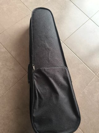 Violín 1/2 con funda y arco