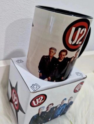 Caneca U2