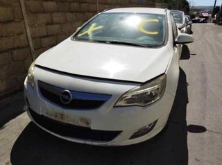 Opel 230153 piloto trasero 13282246 astra 1.7 cdti