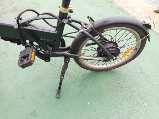 Bicicleta eléctrica plegable