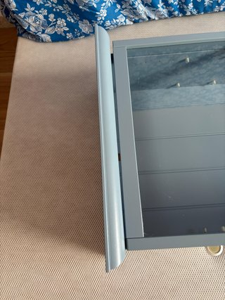 Vitrina Ikea modelo Revinge