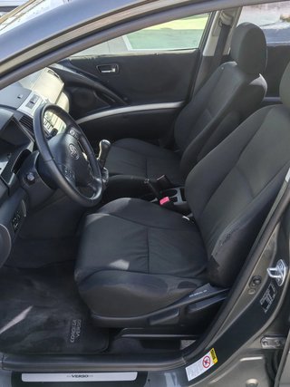Toyota Corolla Verso 2.2 D-4D 7 Plazas