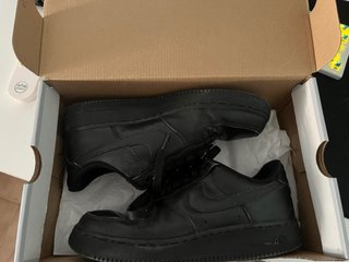 Nike Air Force 1 Negras