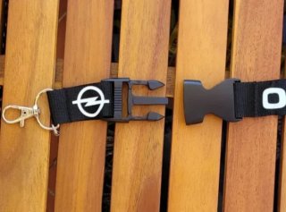 Lanyard Opel Negro con Mosquetón