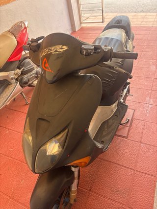 Honda X8R Scooter 49cc