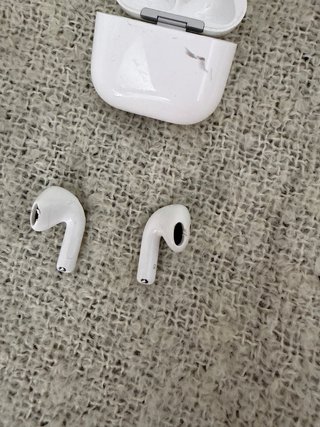 AirPods 4 ANC con garantía hasta 2027