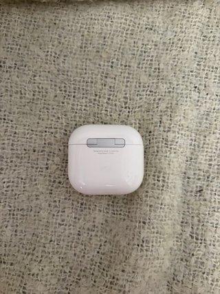 AirPods 4 ANC con garantía hasta 2027