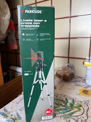 Nivel Láser Parkside con Soporte