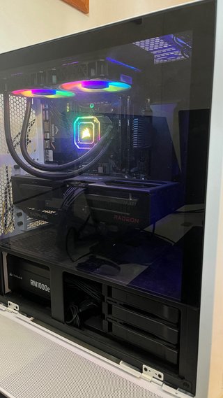 PC Gaming Potente: RX 9070 XT / Ryzen 7 / 16 GB RA
