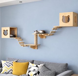 Parque para gatos de madera y sisal