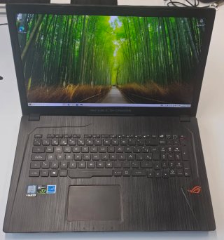 Portátil ASUS Negro/Plateado