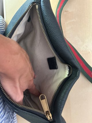 Riñonera Gucci Piel Negra