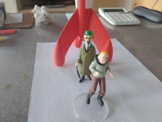 Figuras Tintín y cohete rojo