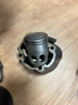 Cilindro 49cc de aprilia sonic