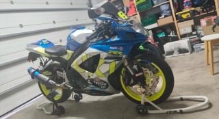 Suzuki GSXR 600 K7 Azul/Plata