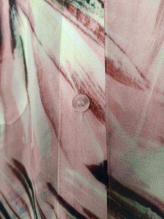 Blusa Guess Transparente Estampada