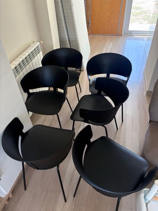 Mesa de comedor con 6 sillas