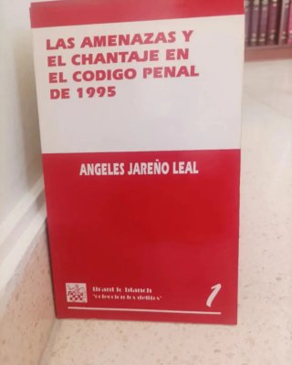 Colección jurídica completa "Los Delitos" 27 tomos