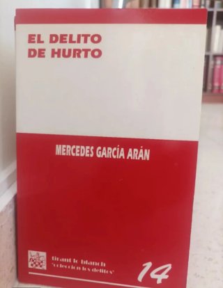 Colección jurídica completa "Los Delitos" 27 tomos