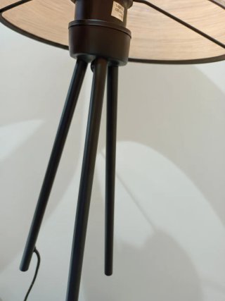 Lámpara de mesa trípode  metal