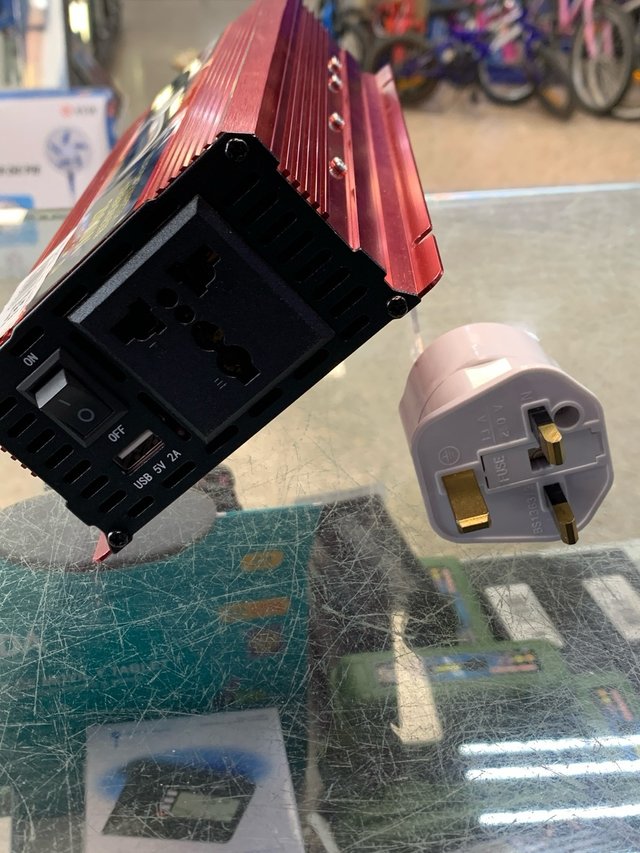 Convertidor 12V a 230V 2000W Xuyuan