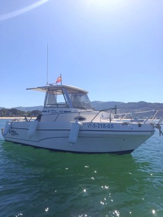 Barco 6,40 m de eslora 90cv apto para titulin