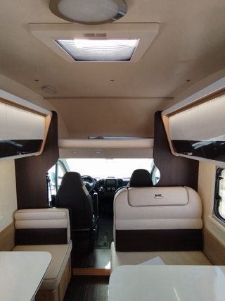 Autocaravana capuchina de 7 pl. Mc Louis Glamys222