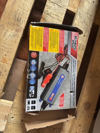 Cargador Batería Ultimate Speed 6V/12V