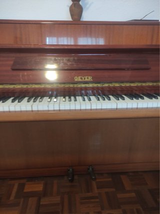 Piano de regalo
