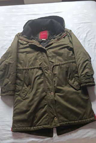 Parka Pull&Bear Edición Especial Talla M