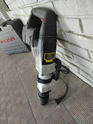 Martillo demoledor 35 J- 1600 w