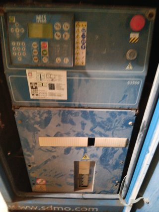 Grupo Electrógeno  80 KVA con depósito de 1000l.