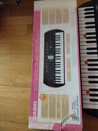 Teclado Casio SA-78 Rosa + Funda