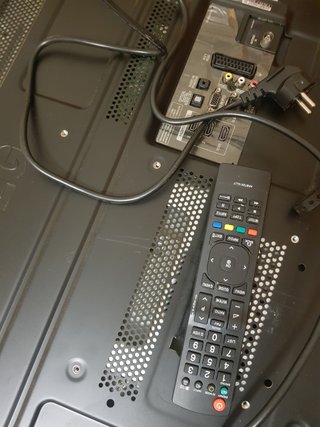 LG 32LE3300 TV Monitor