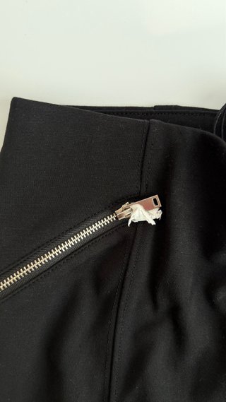 Pantalón negro Lefties mujercremallera