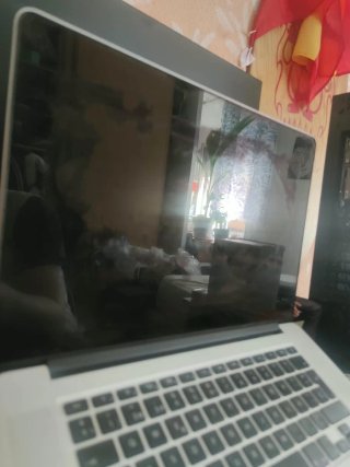 🇪🇸MacBook Pro 15” Retina i7 | 16GB RAM | SSD 256